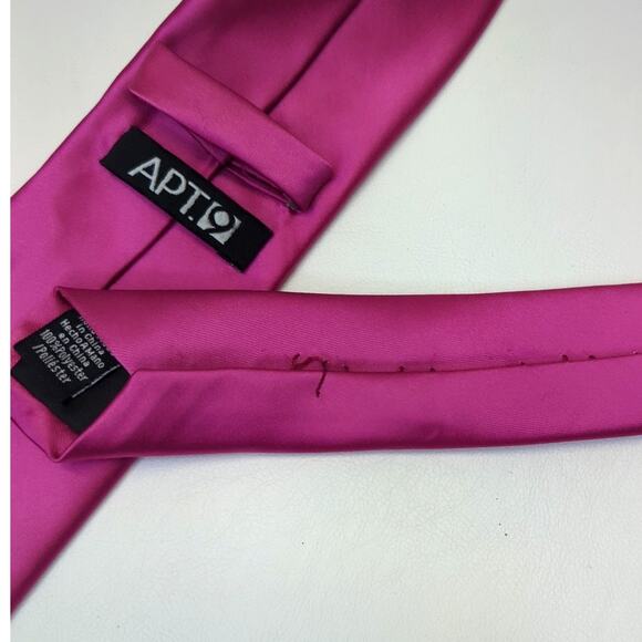 Hot Pink Tie Polyester - Picture 4 of 6